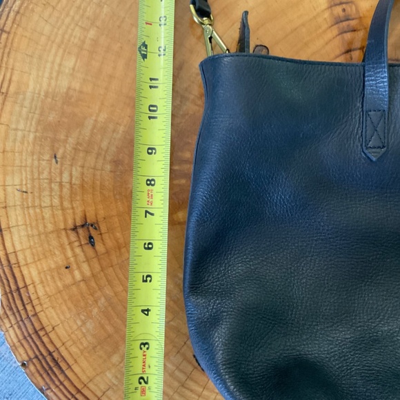 Madewell Zip-Top Transport Carryall Leather Tote - Picture 5 of 16